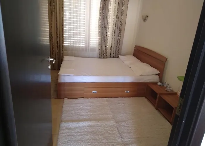 курортен коплекс елените,община несебър,област бургас Емона