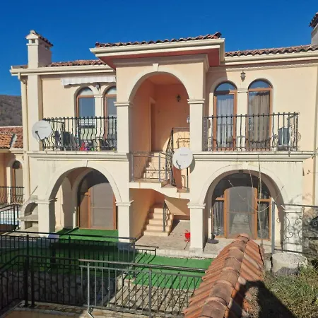 Apartament курортен коплекс елените,община несебър,област бургас